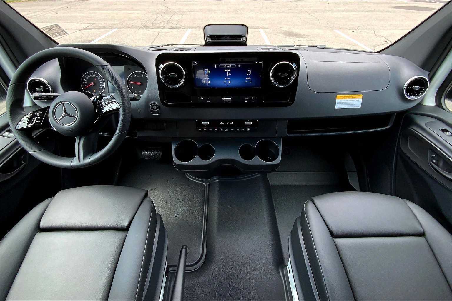 Certified 2025 Mercedes-Benz Sprinter 2500 image 5