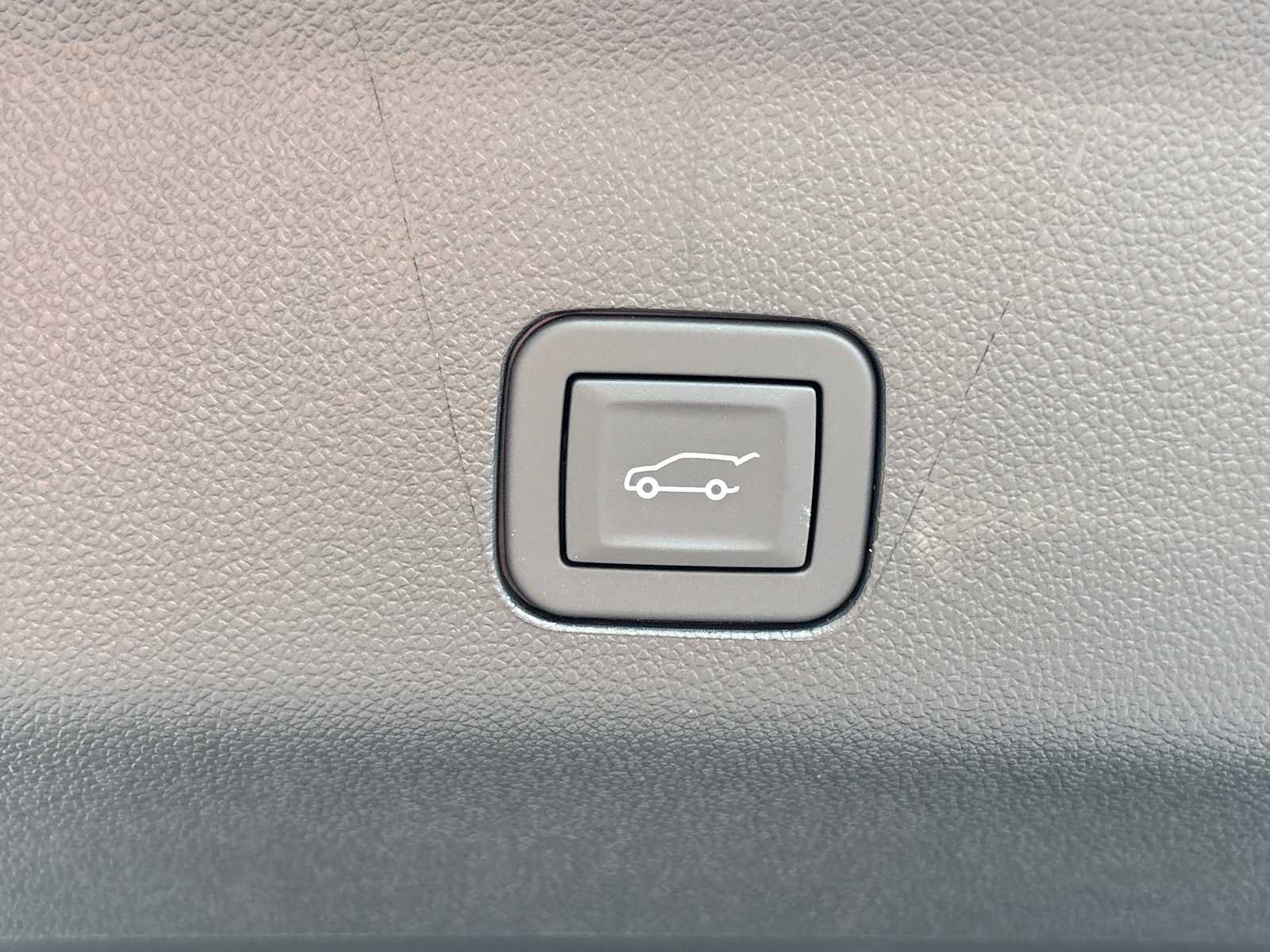 New 2026 GMC Yukon Denali Ultimate AWD/4WD image 23