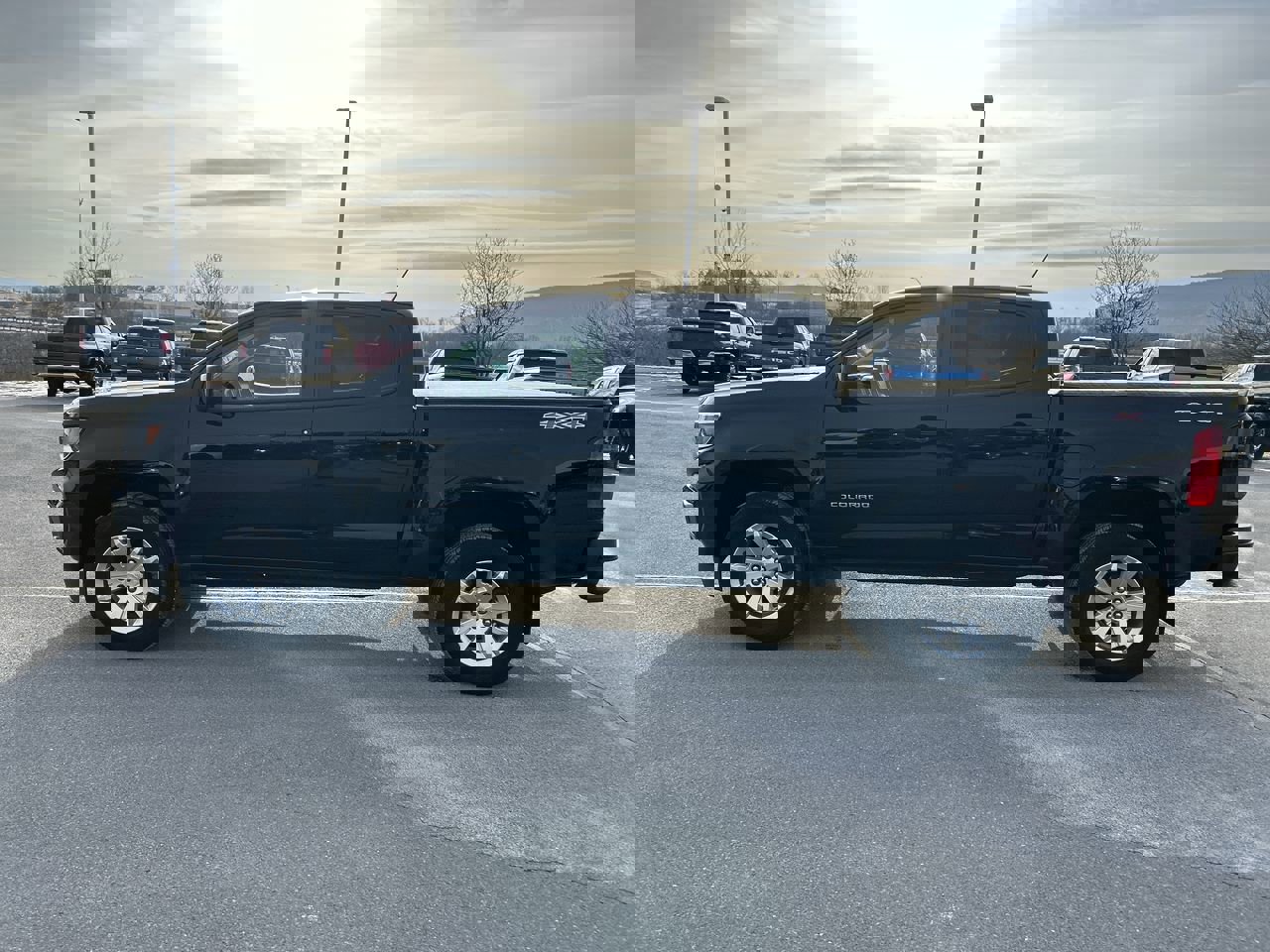 Used 2022 Chevrolet Colorado LT w/ Safety Package video 4