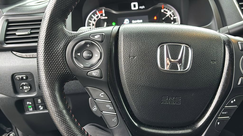 Certified 2023 Honda Ridgeline Black Edition image 17