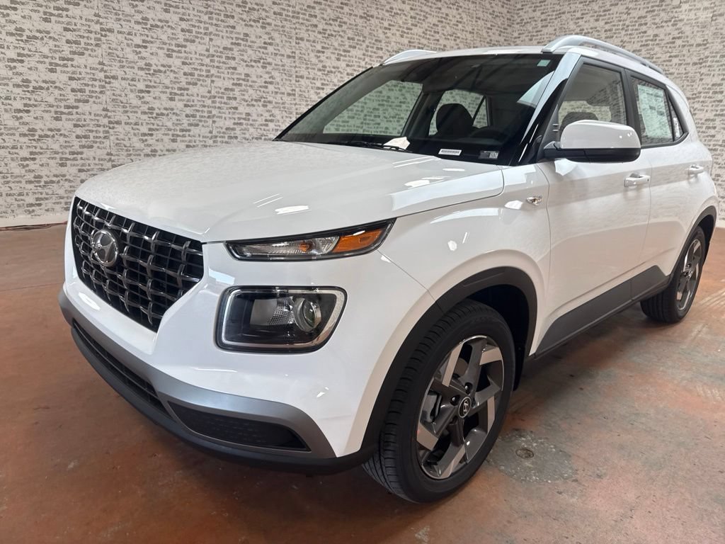New 2026 Hyundai Venue SEL FWD image 3