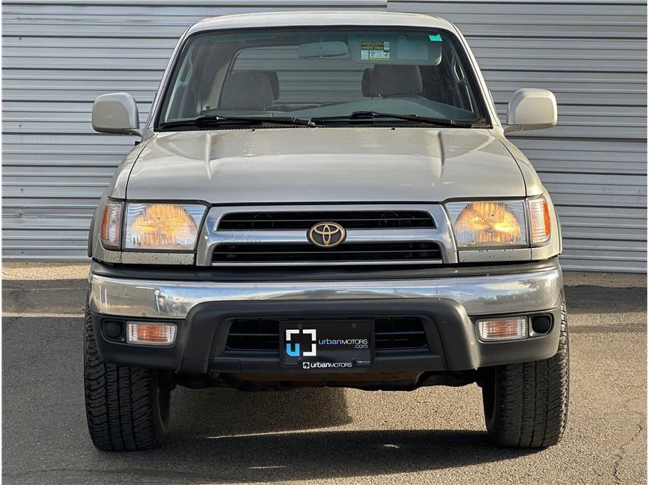 Used 2000 Toyota 4Runner SR5 image 7