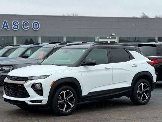 Used 2023 Chevrolet TrailBlazer RS w/ Convenience Package AWD/4WD image 32