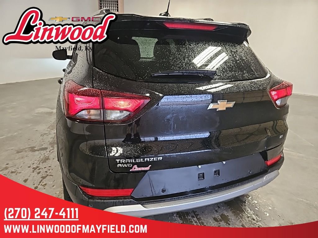 Used 2024 Chevrolet TrailBlazer LT w/ LT Cold Weather Package image 4