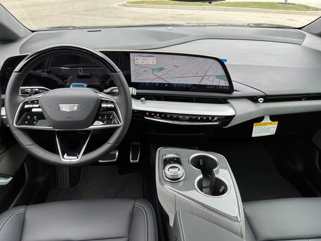New 2027 Cadillac Optiq Luxury AWD/4WD image 33