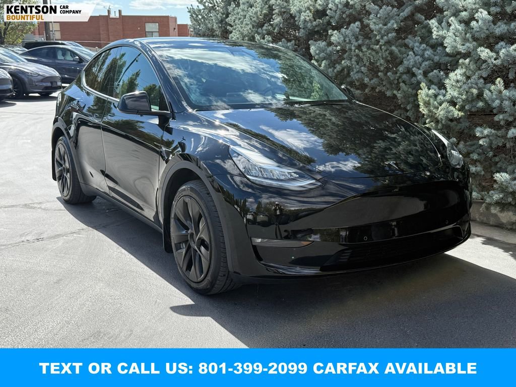 Used 2022 Tesla Model Y Long Range AWD/4WD image 12