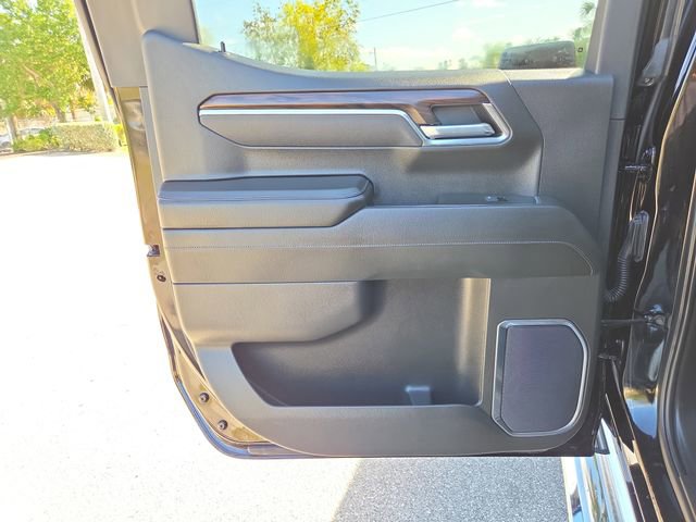 Certified 2025 GMC Sierra 1500 SLT w/ SLT Premium Package image 9