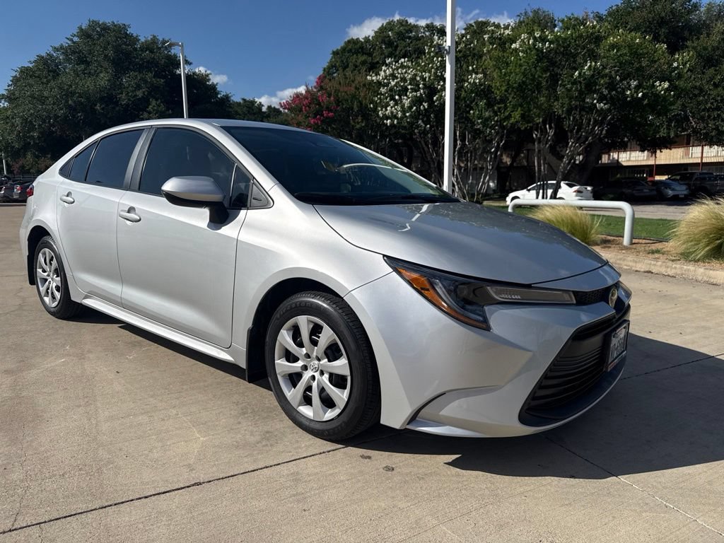 Used 2026 Toyota Corolla LE FWD image 13