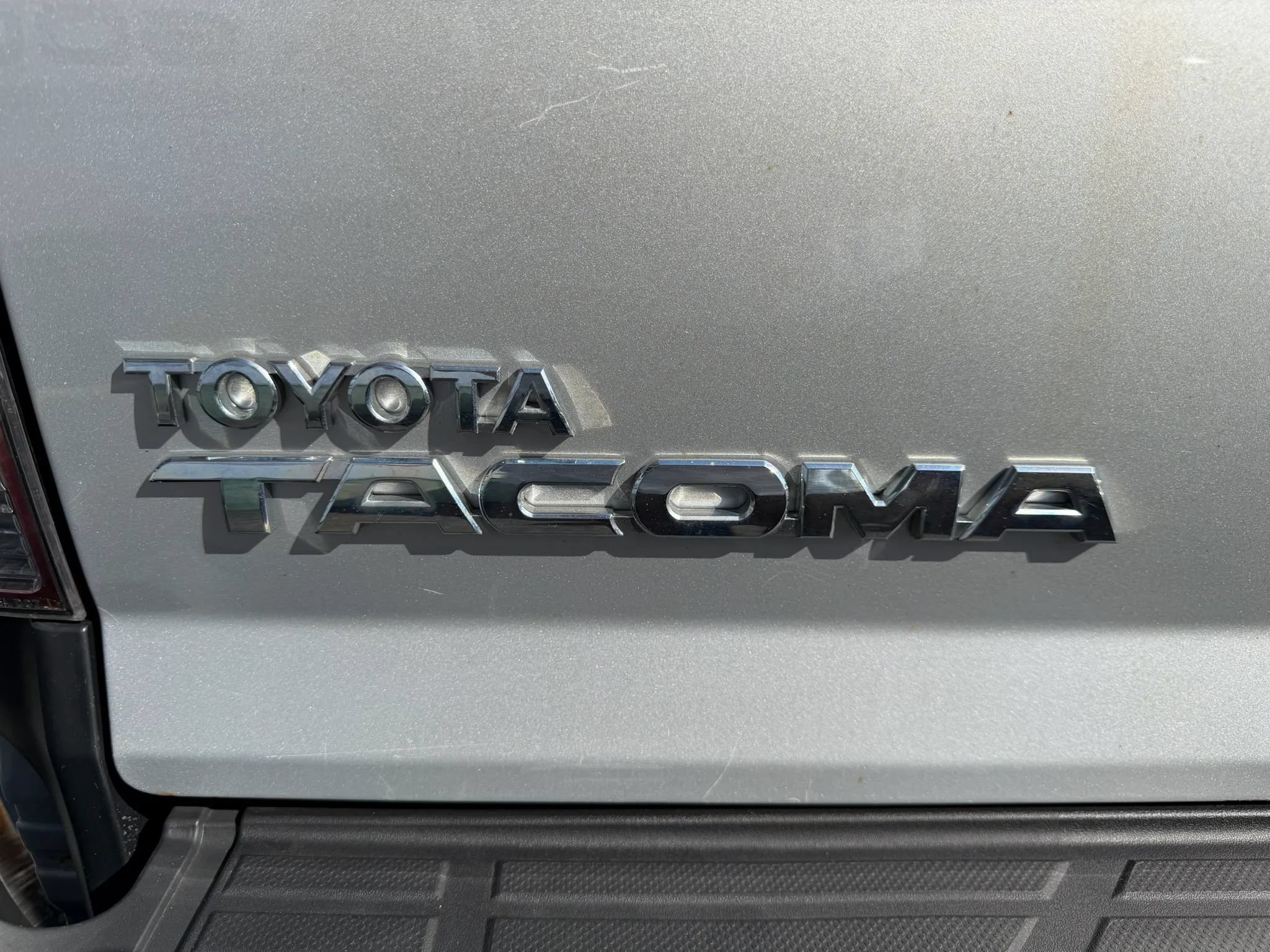 Used 2012 Toyota Tacoma 4x4 Access Cab V6 w/ TRD Off-Road Pkg image 47
