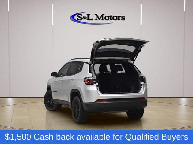 New 2026 Jeep Compass Latitude AWD/4WD image 8