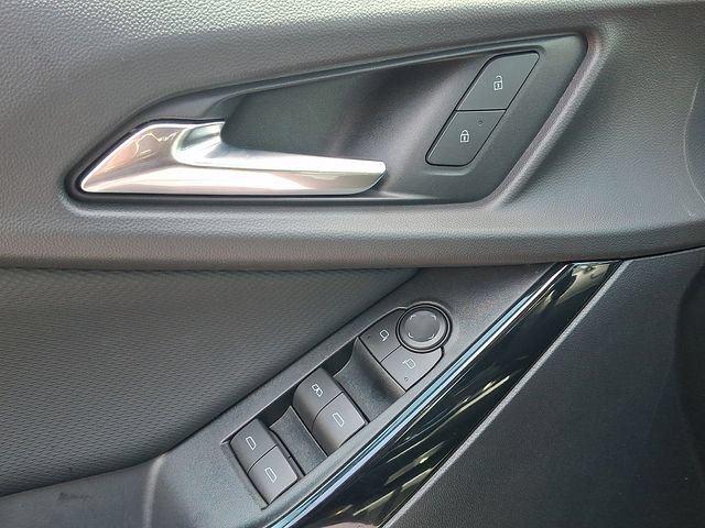 Used 2026 Chevrolet Equinox LT FWD image 21