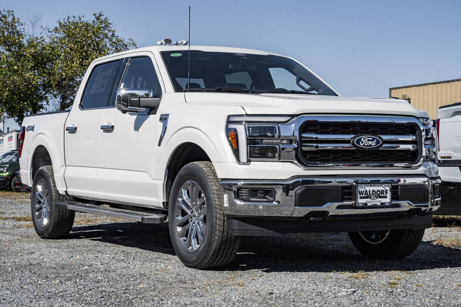 New 2025 Ford F150 Lariat w/ Equipment Group 501A Mid