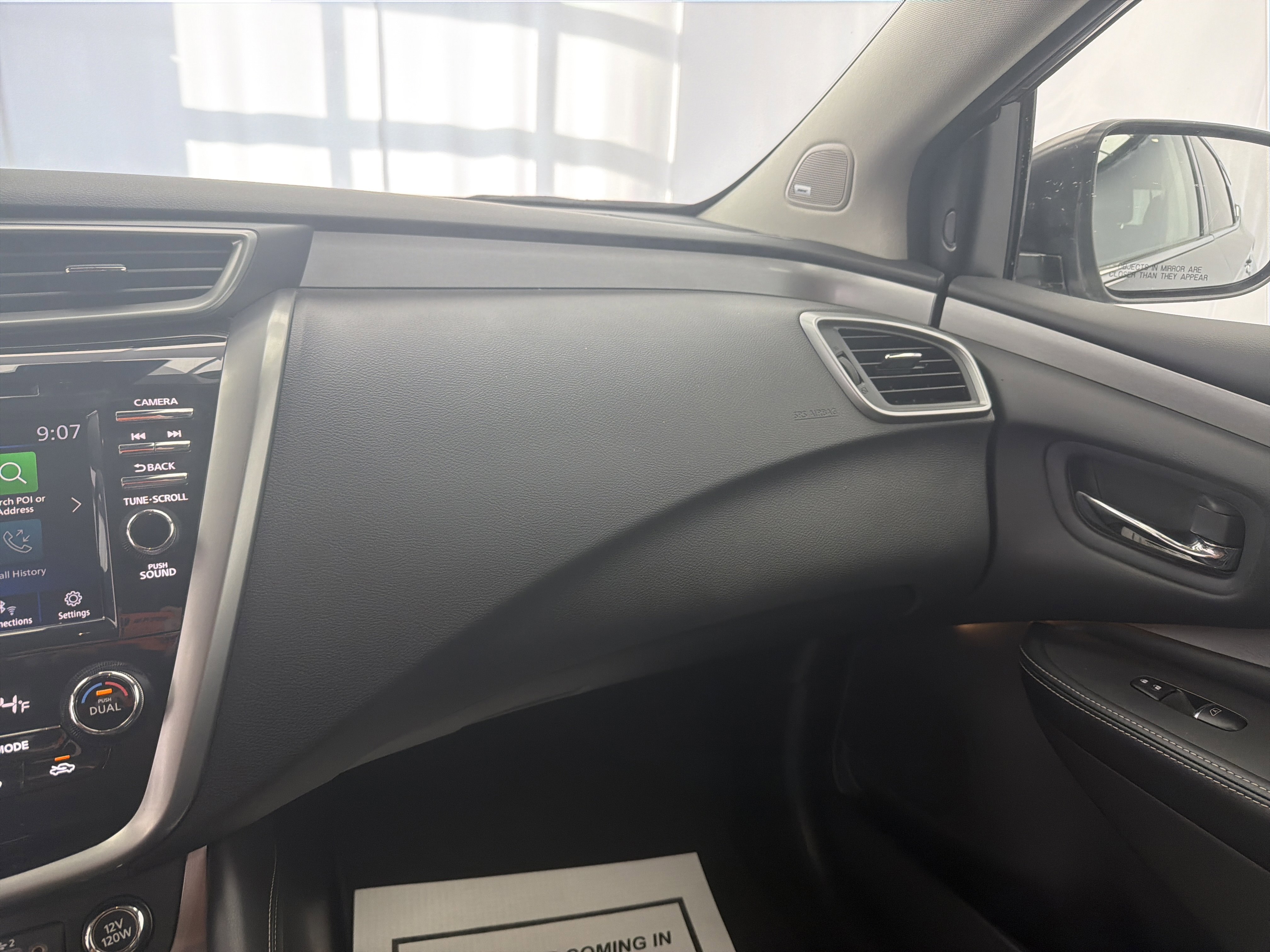 Used 2024 Nissan Murano SL image 11