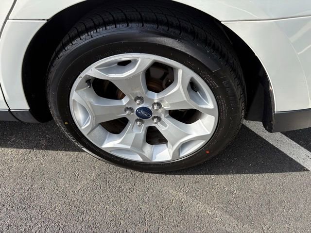 Used 2011 Ford Taurus SEL w/ 202A Rapid Spec Order Code image 11