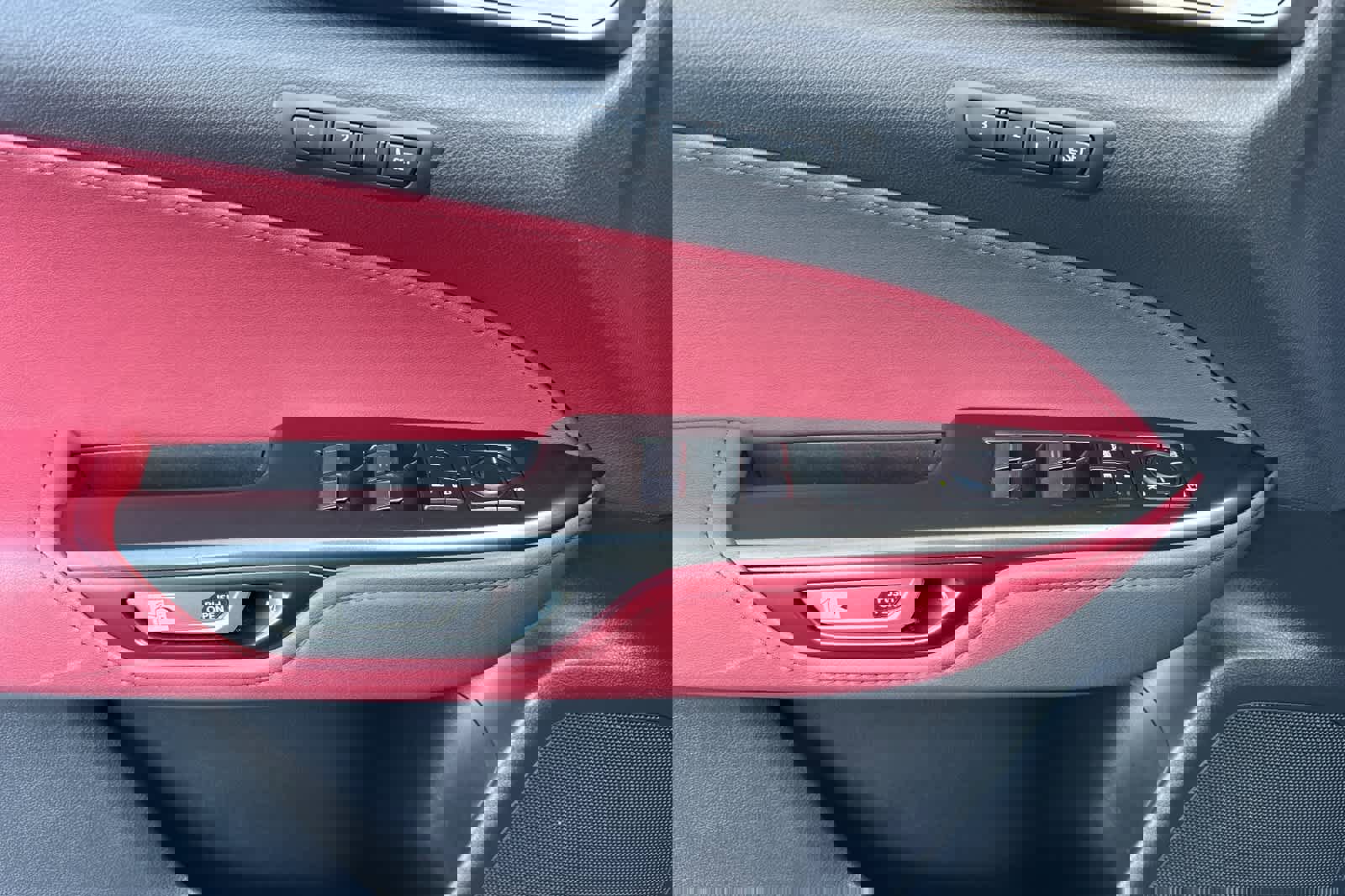 Used 2024 Lexus NX 350h AWD w/ Premium Package image 12