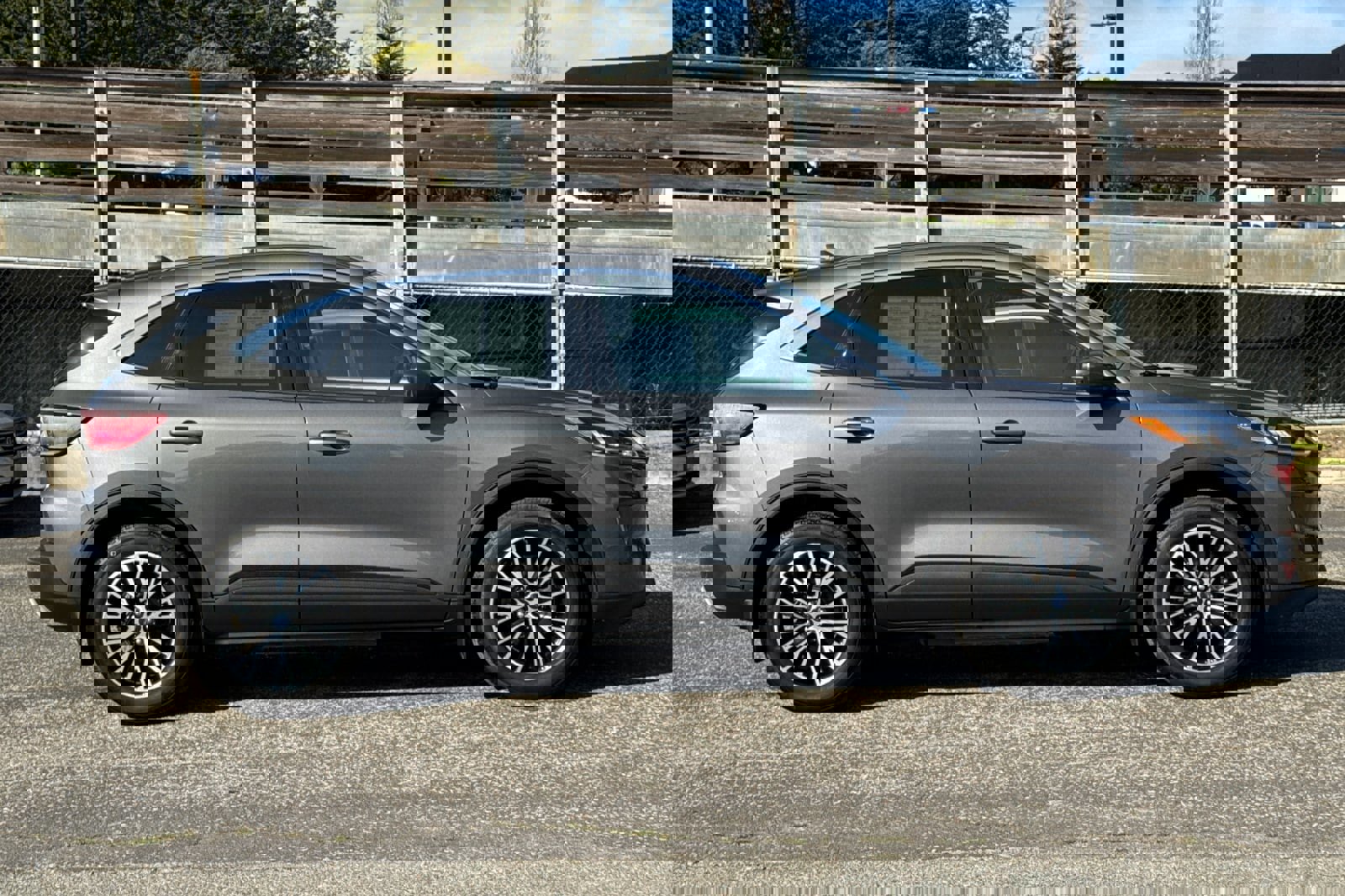 Certified 2022 Ford Escape SEL w/ Technology Package image 3
