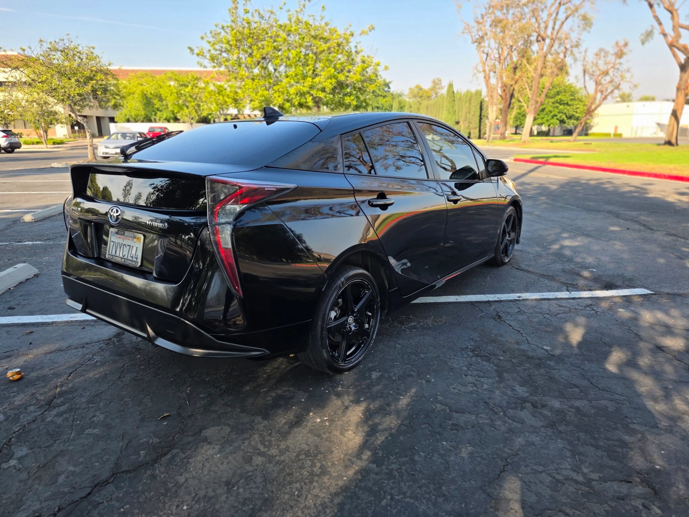 Used 2016 Toyota Prius Four Touring FWD image 10
