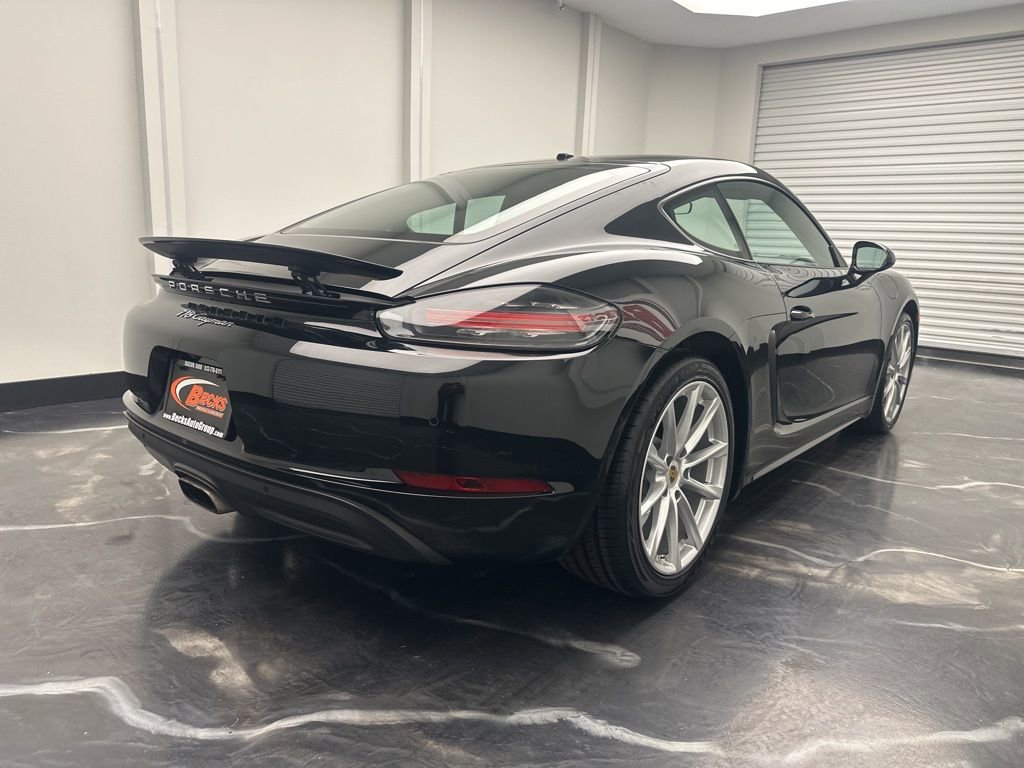 Used 2019 Porsche 718 Cayman image 3