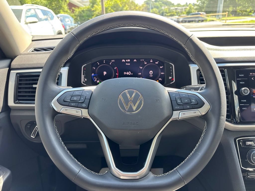 Used 2022 Volkswagen Atlas SE w/ Panoramic Sunroof Package AWD/4WD image 16