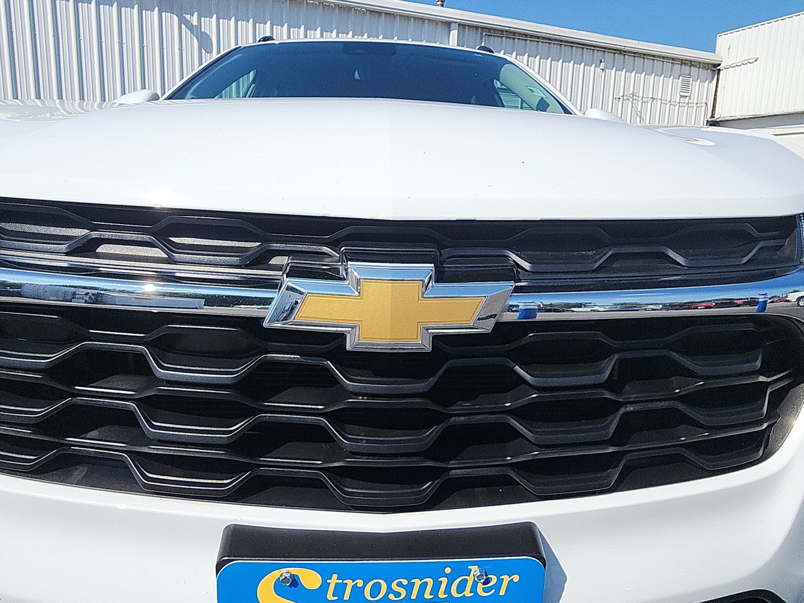 Used 2025 Chevrolet Trax LT w/ Driver Confidence Package FWD image 14