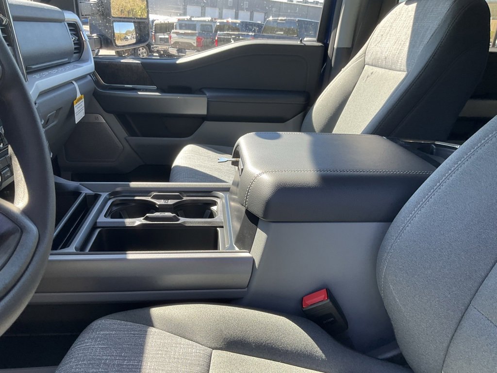 New 2026 Ford F250 XLT image 16