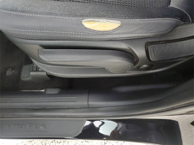 Used 2022 Hyundai Santa Fe SE image 23