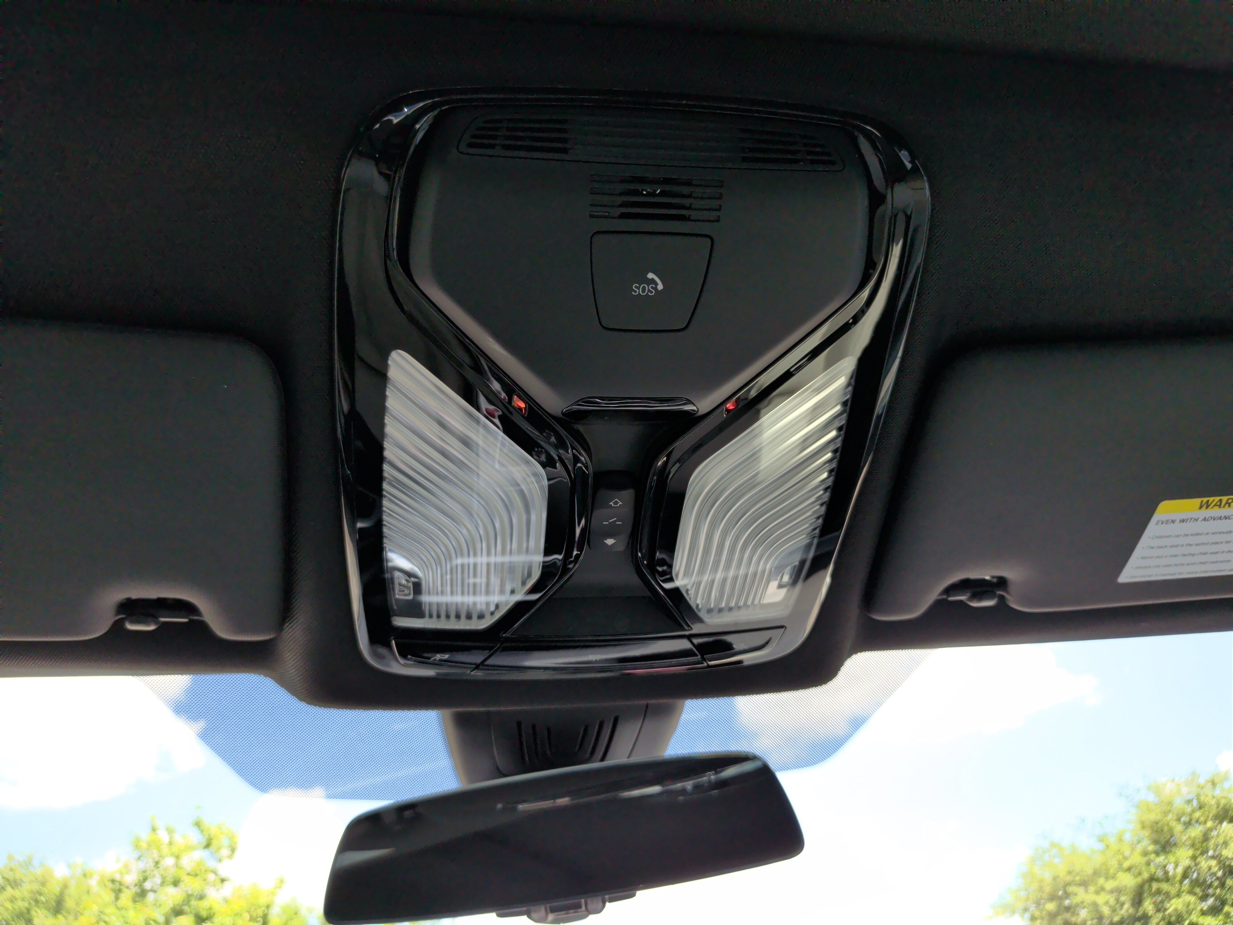 Used 2022 BMW M4 Coupe w/ Executive Package RWD image 32