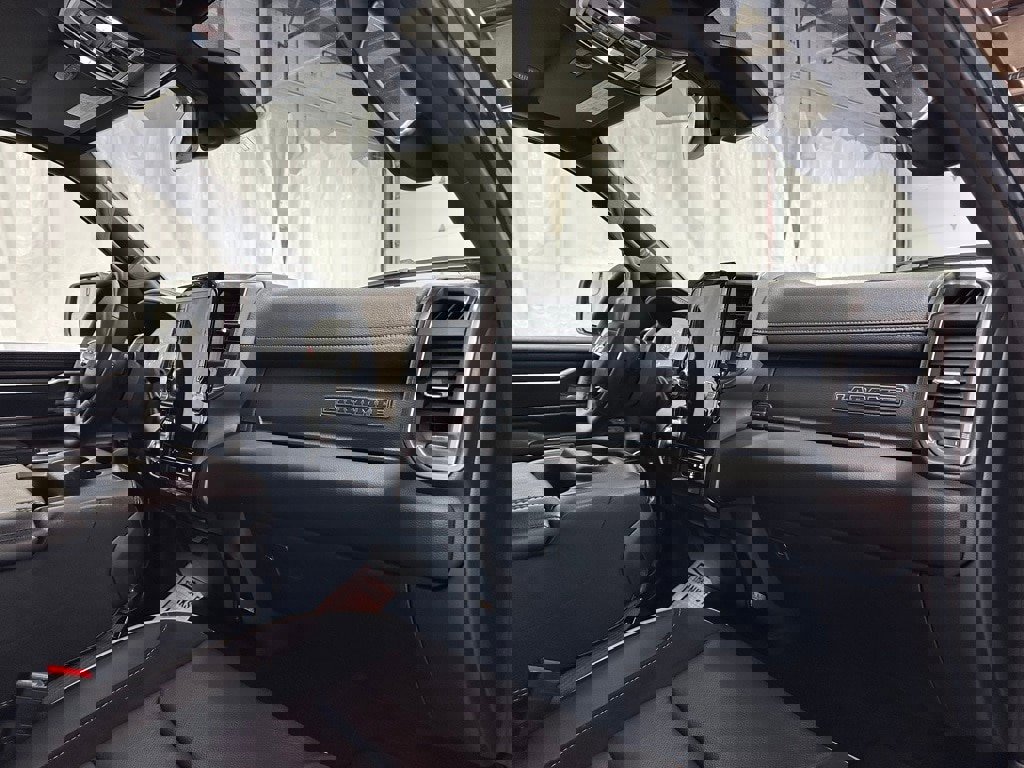 Used 2025 RAM 1500 Laramie image 59