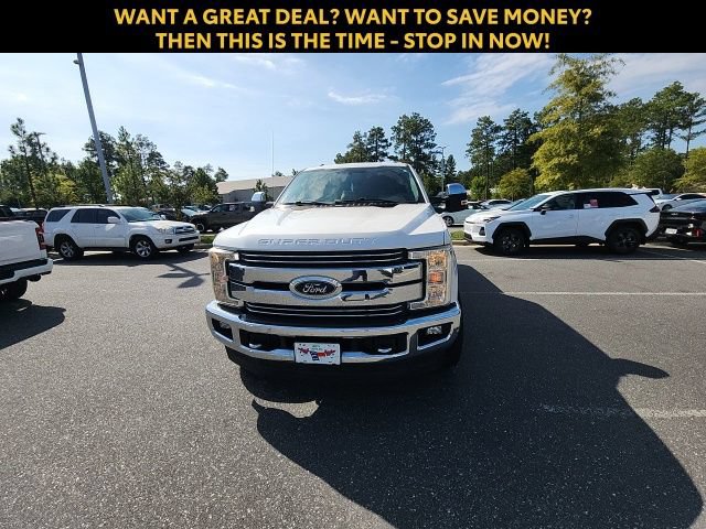 Used 2017 Ford F250 Lariat w/ Chrome Package AWD/4WD image 4
