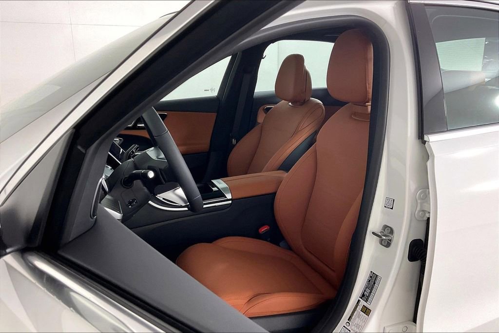 New 2026 Mercedes-Benz C 300 4MATIC Sedan image 9