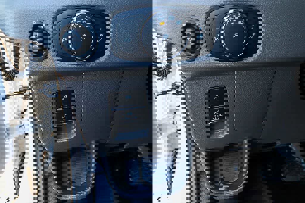 New 2026 Ford Transit 250 Low Roof image 21