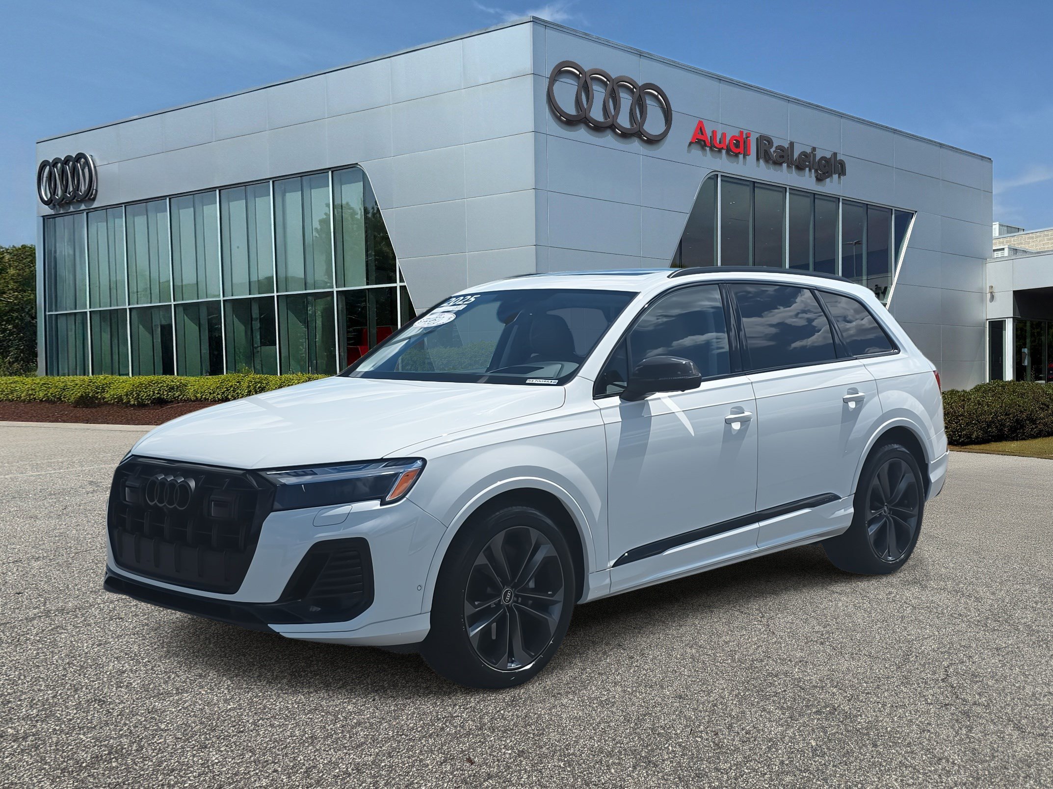 Certified 2025 Audi Q7 3.0T Prestige