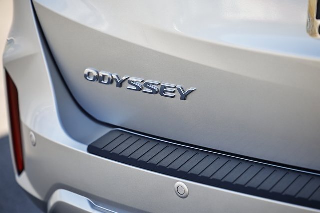 New 2026 Honda Odyssey Touring image 12