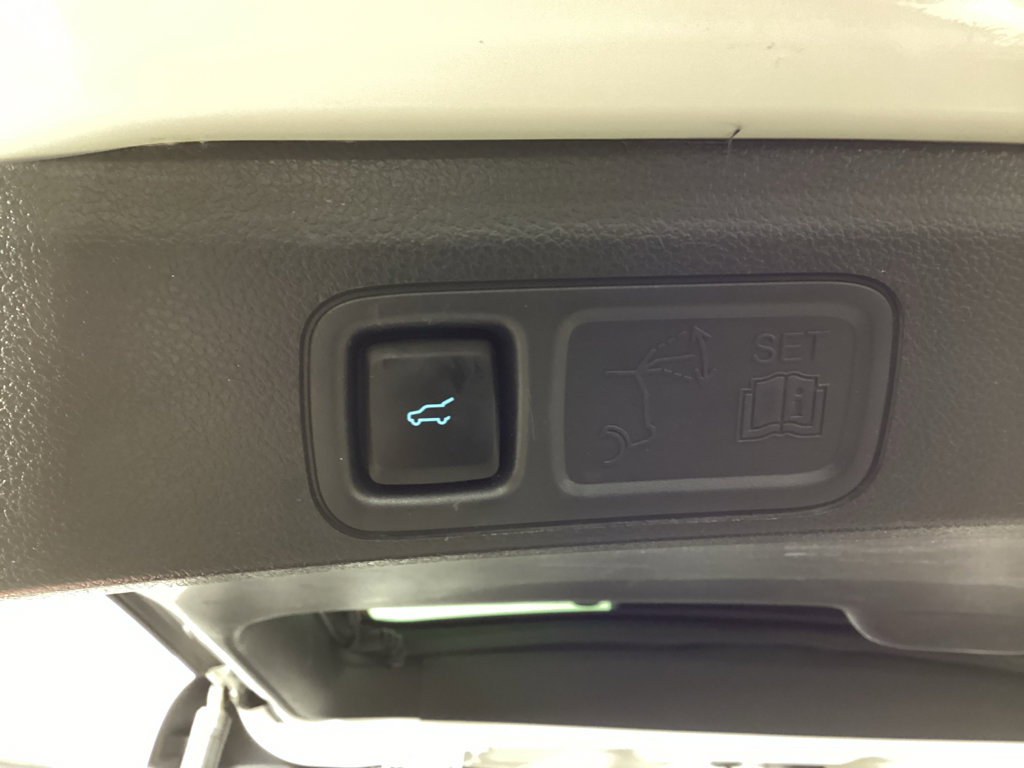 Used 2024 Ford Expedition Limited image 38