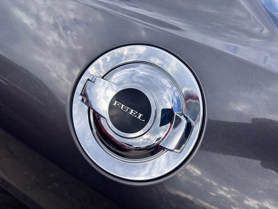 Used 2016 Dodge Challenger R/T image 32