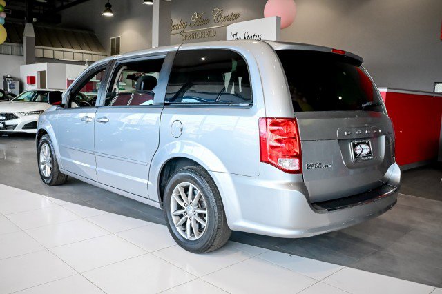 Used 2017 Dodge Grand Caravan SE FWD image 7