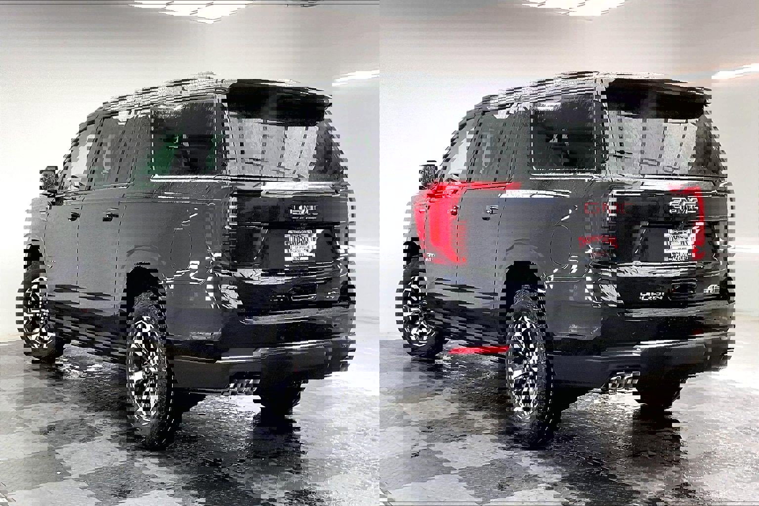New 2026 GMC Yukon XL AT4 image 2
