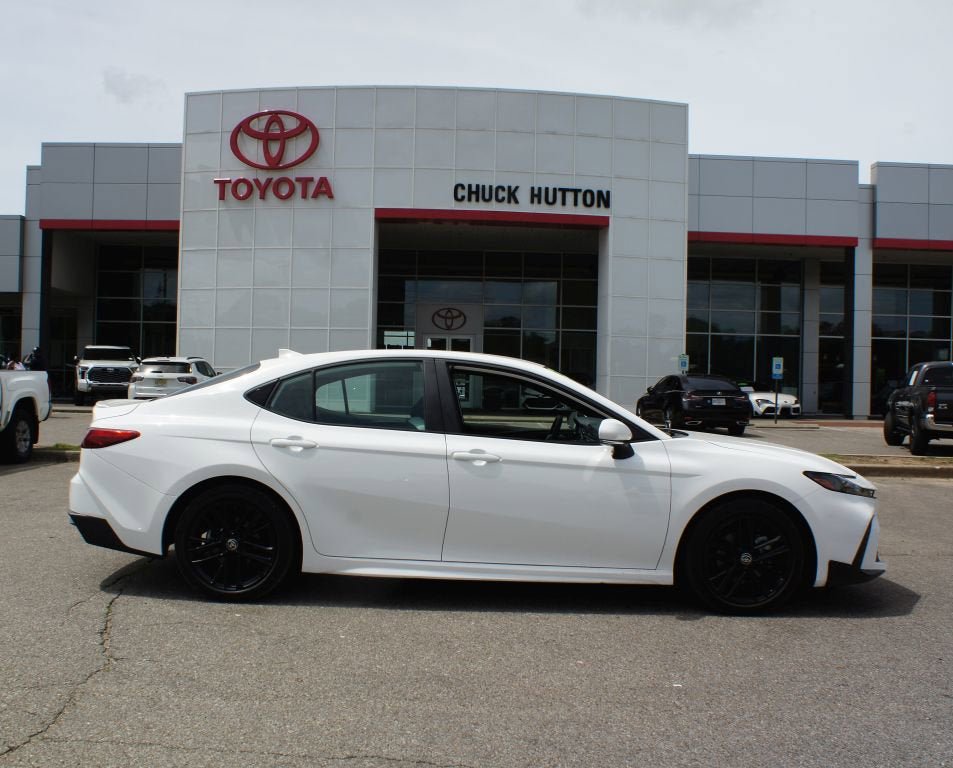 Used 2025 Toyota Camry SE
