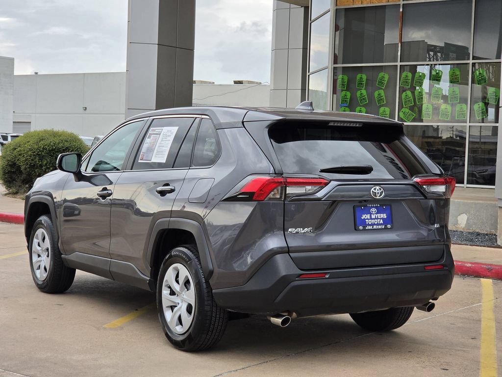 Used 2025 Toyota RAV4 LE FWD image 7