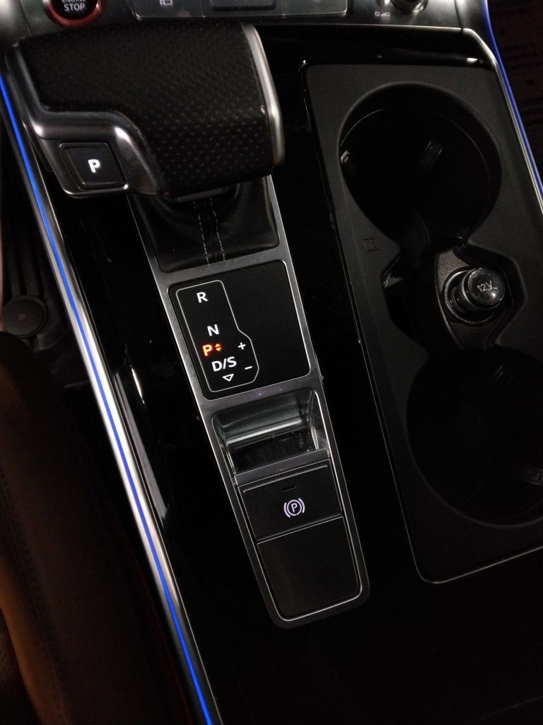 Used 2024 Audi RS 6 performance image 20