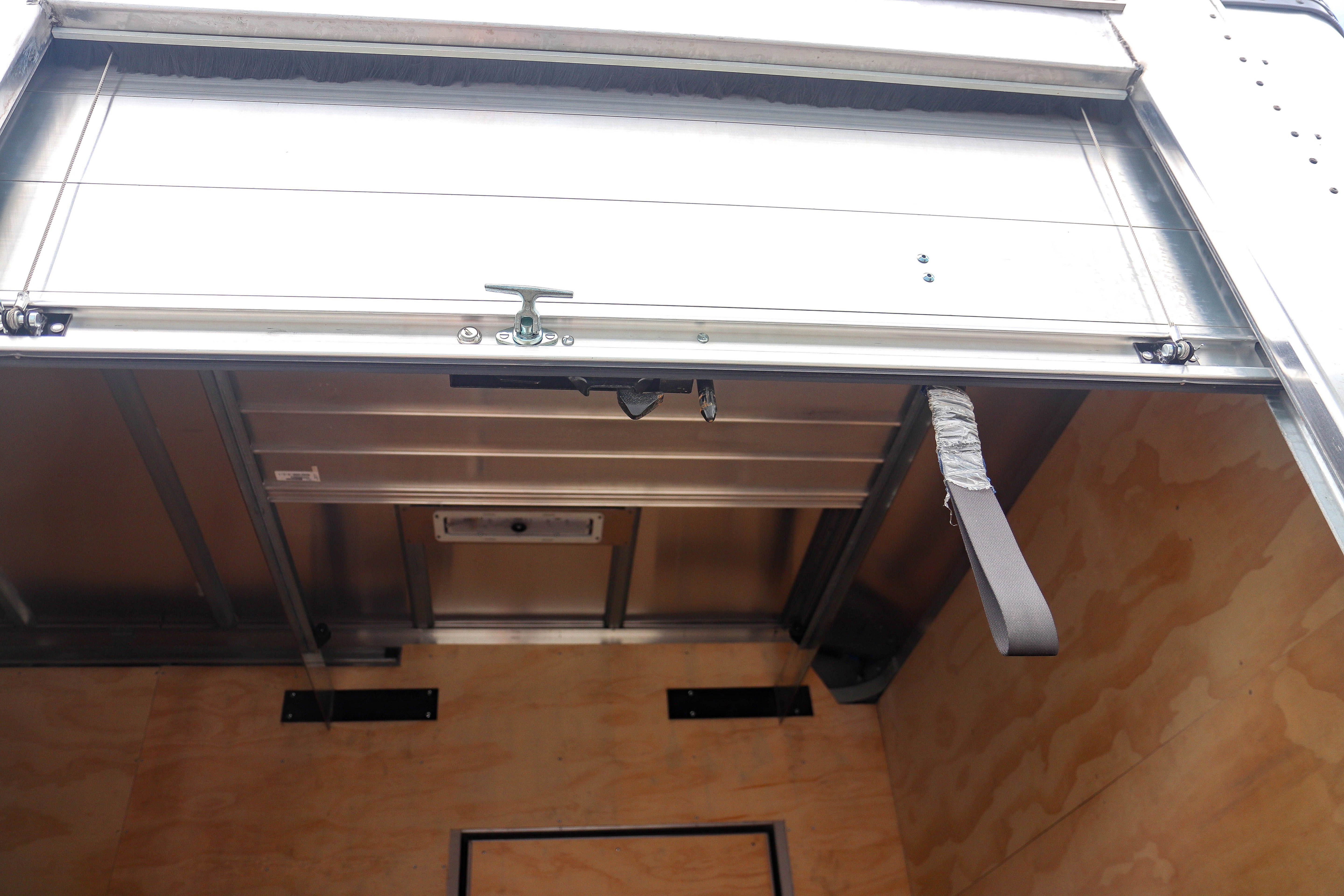 Used 2024 Isuzu NPR image 12