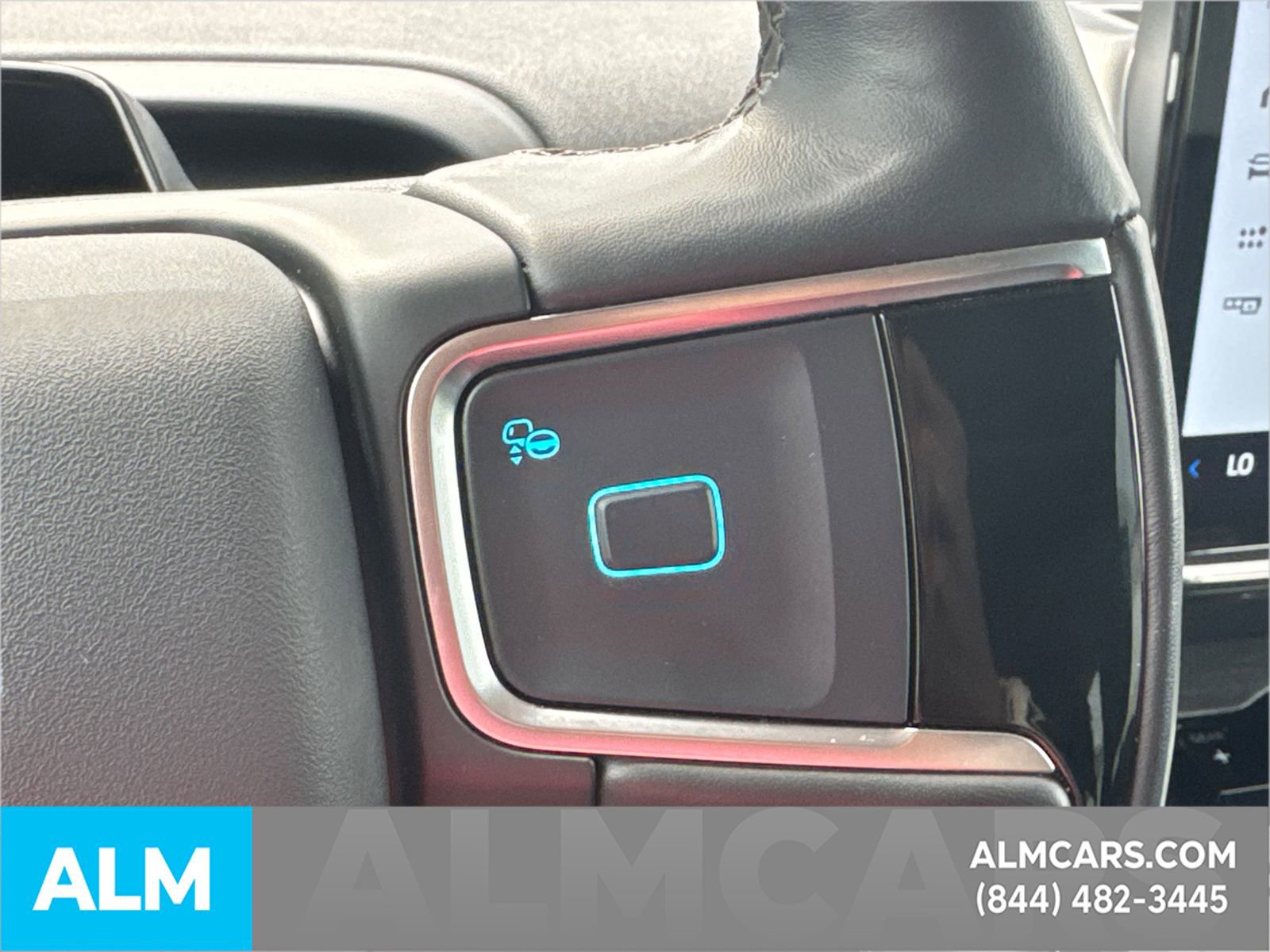 Certified 2025 Ford Expedition Platinum image 33