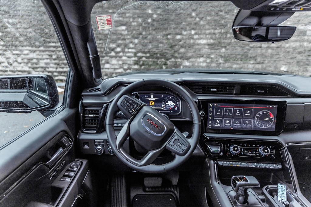 Used 2025 GMC Sierra 1500 AT4X image 26