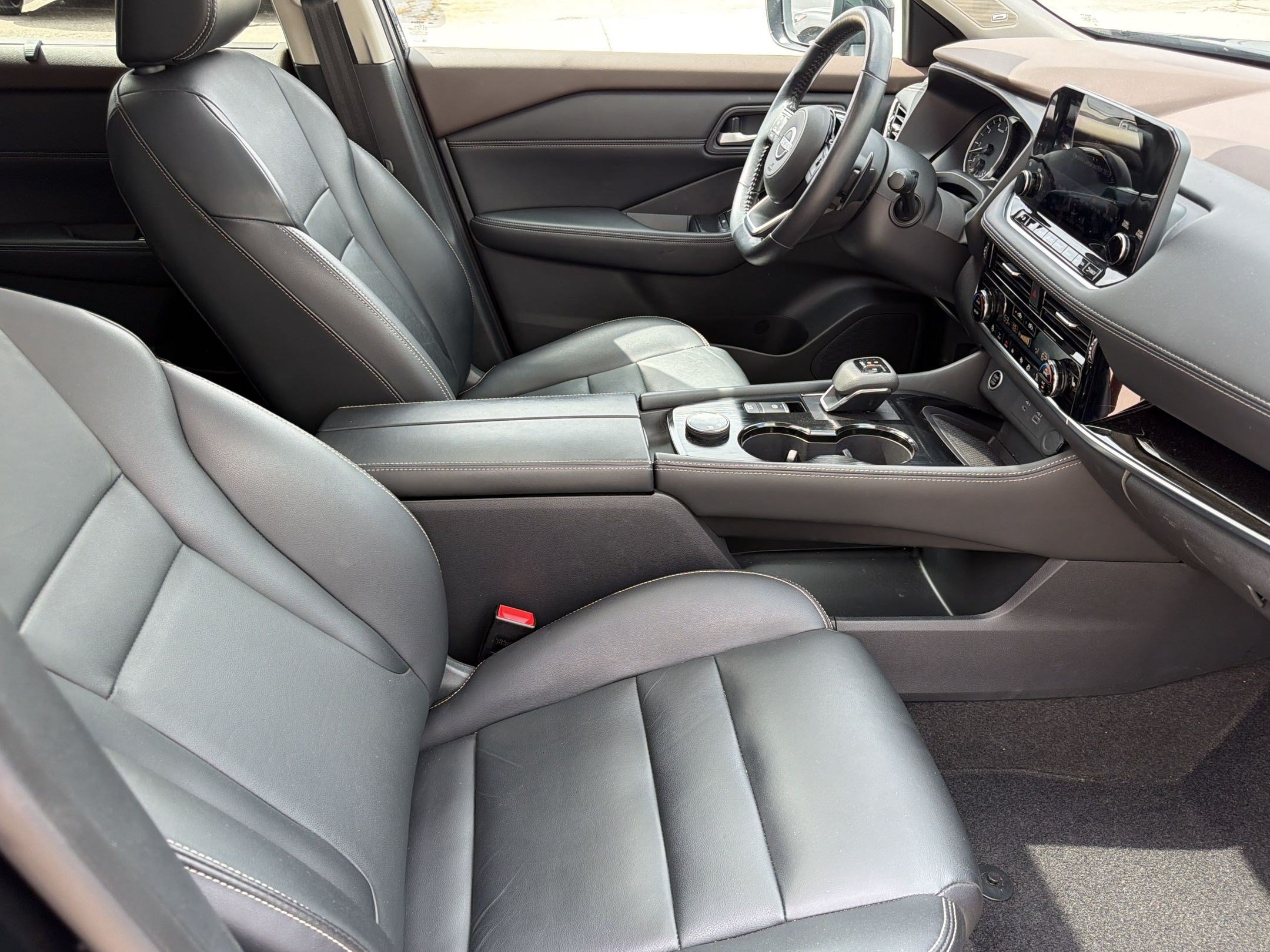 Used 2023 Nissan Rogue SL w/ SL Premium Package AWD/4WD image 24