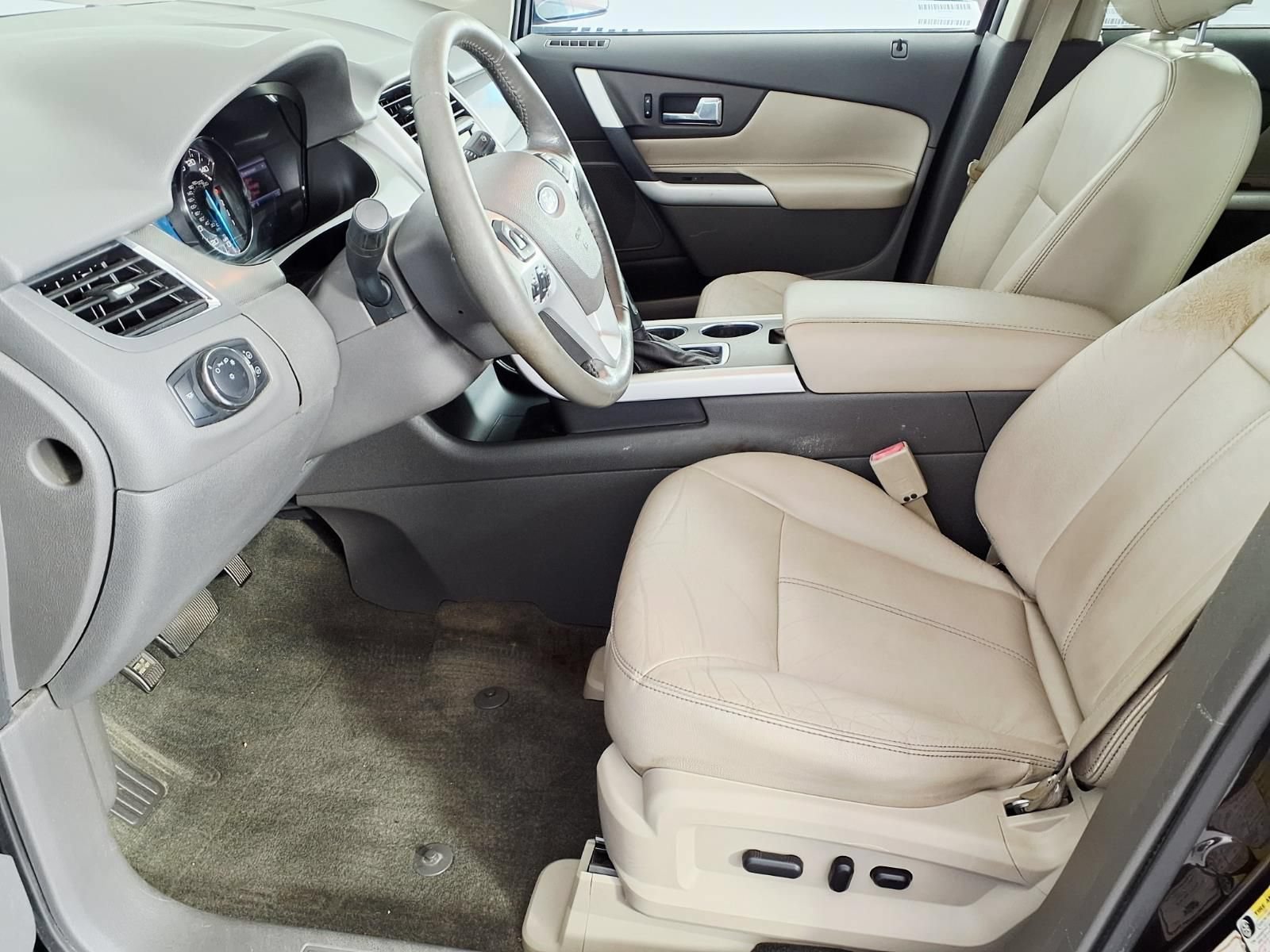 Used 2013 Ford Edge SEL FWD image 12