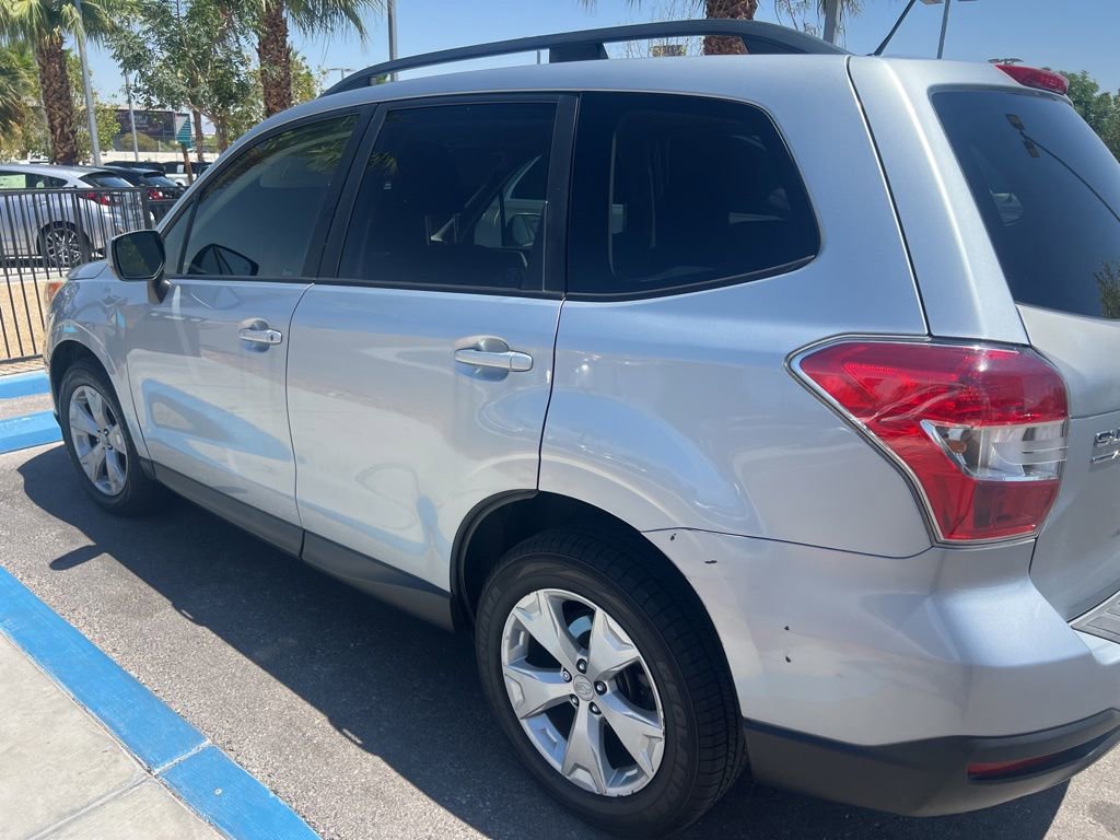 Used 2015 Subaru Forester 2.5i Premium AWD/4WD image 31