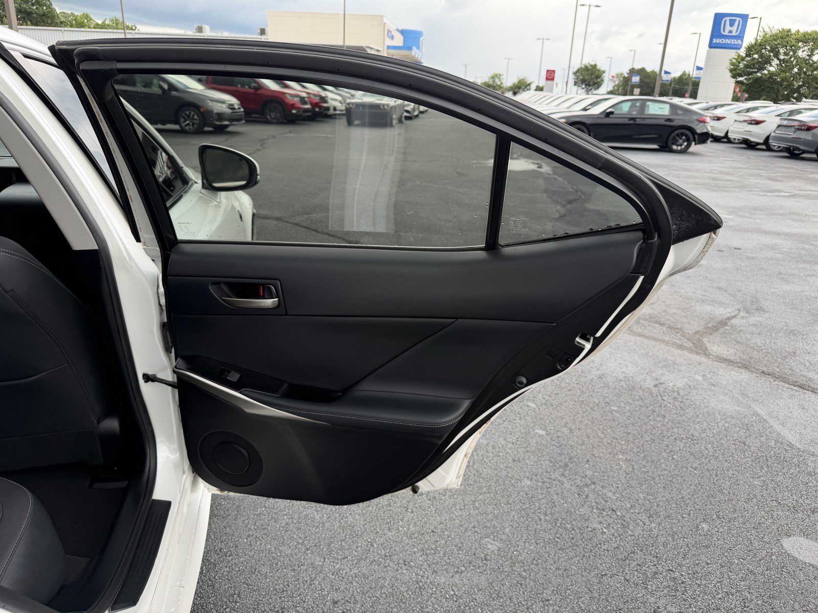 Used 2017 Lexus IS 300 AWD w/ Premium Package image 10
