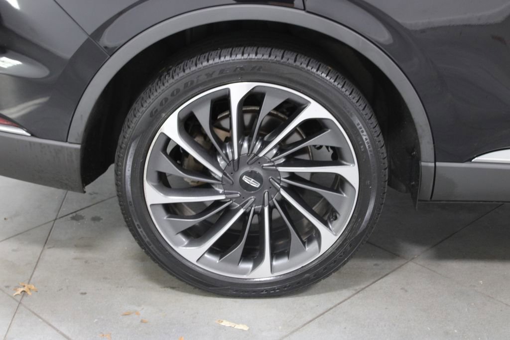 Used 2023 Lincoln Aviator Reserve w/ Equipment Group 201A image 14