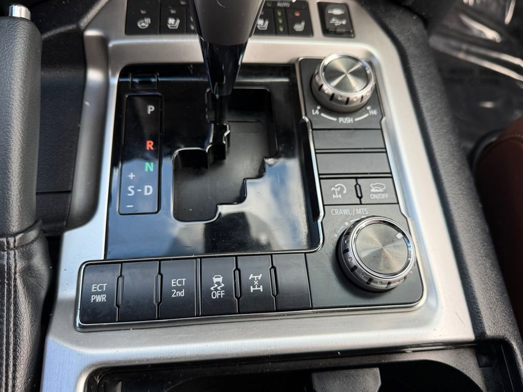Used 2021 Toyota Land Cruiser image 30