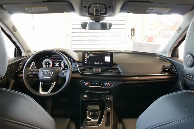 Certified 2025 Audi Q5 2.0T Premium Plus w/ Premium Plus Package image 18